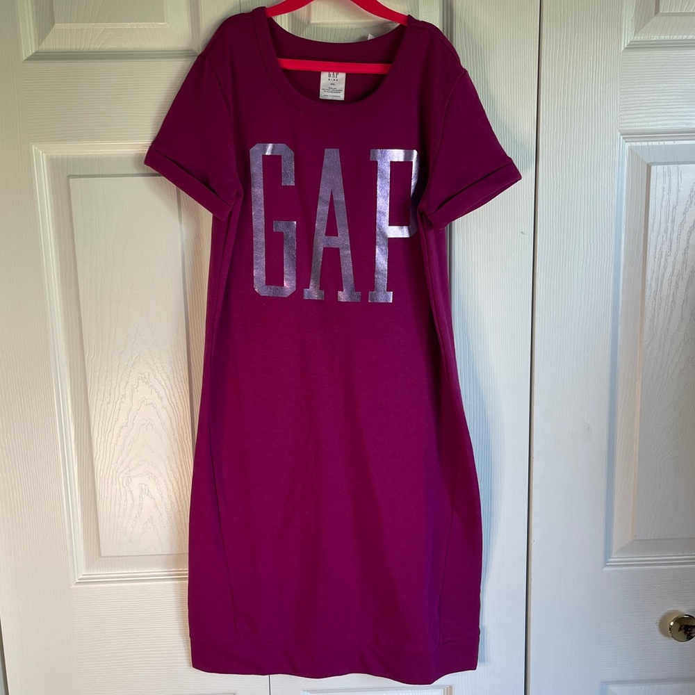 Gap tshirt dress  NWT  purple metallic logo xxl (14-16)